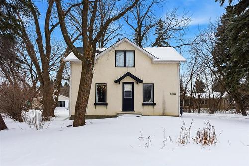 528 MAIN Street  Steinbach, MB R5G 0P6