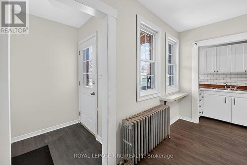 211 Lincoln Street, Welland (Lincoln/Crowland), ON - Indoor