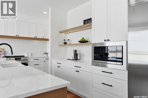 436 Augusta Boulevard, Warman, SK - Indoor Photo Showing Kitchen With Upgraded Kitchen