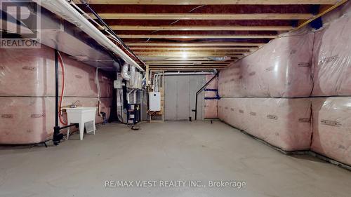 902 Sumac Crescent, Milton, ON - Indoor Photo Showing Basement