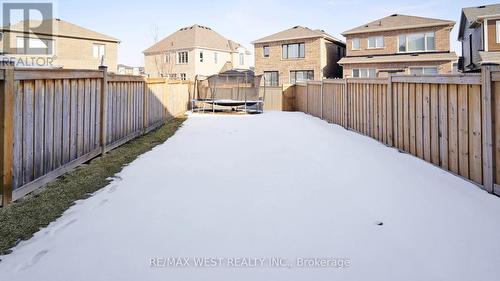 902 Sumac Crescent, Milton, ON - Outdoor