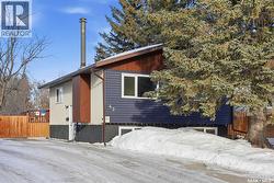 42 MacDowall CRESCENT  Prince Albert, SK S6V 6N3