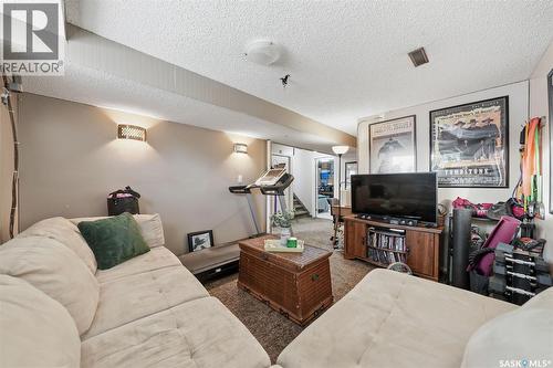 42 Macdowall Crescent, Prince Albert, SK - Indoor Photo Showing Living Room