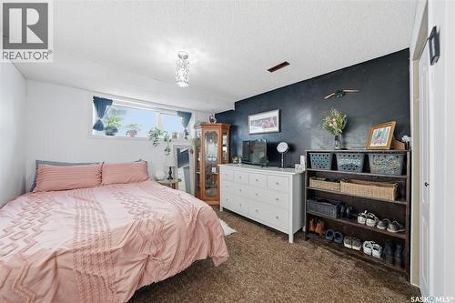 42 Macdowall Crescent, Prince Albert, SK - Indoor Photo Showing Bedroom