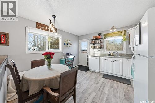 42 Macdowall Crescent, Prince Albert, SK - Indoor Photo Showing Dining Room