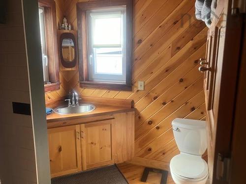 692 Portage Road, Wilburn, NS 