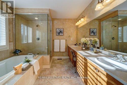 64 Button Crescent, Uxbridge, ON - Indoor Photo Showing Bathroom