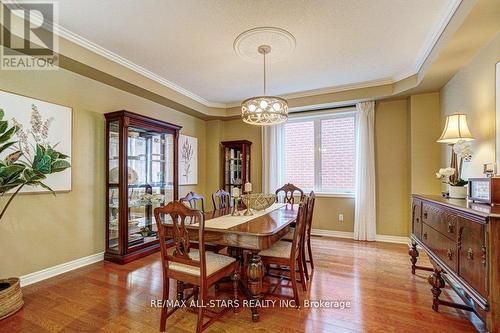 64 Button Crescent, Uxbridge, ON - Indoor Photo Showing Dining Room