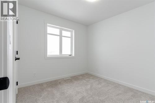 421 Traeger Close, Saskatoon, SK - Indoor Photo Showing Other Room