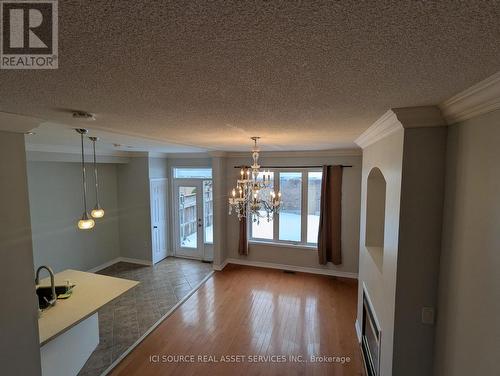 77 Rainbow Valley Crescent, Markham, ON - Indoor Photo Showing Other Room