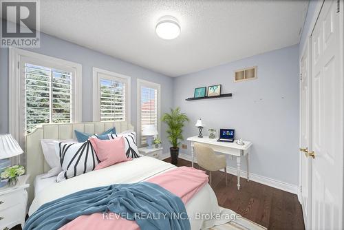 3723 Trelawny Circle, Mississauga, ON - Indoor Photo Showing Bedroom