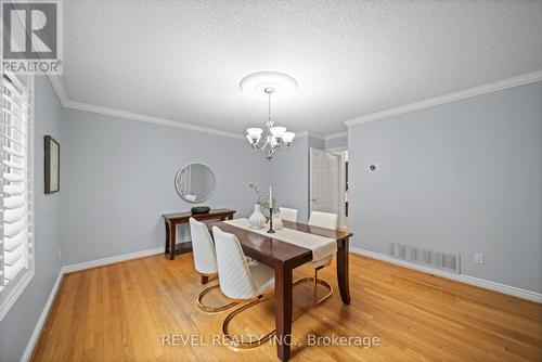 3723 Trelawny Circle, Mississauga, ON - Indoor Photo Showing Dining Room