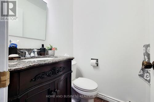 50 Everest Street, Hamilton, ON - Indoor Photo Showing Bathroom