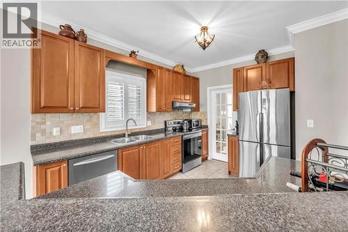 38 Sunbeam Drive, Hamilton, ON - Indoor Photo Showing Kitchen With Double Sink