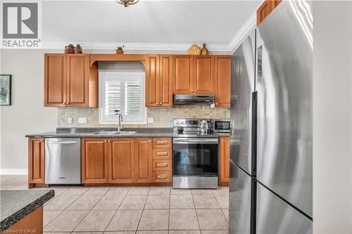 38 Sunbeam Drive, Hamilton, ON - Indoor Photo Showing Kitchen With Double Sink
