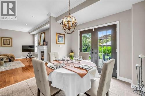 38 Sunbeam Drive, Hamilton, ON - Indoor Photo Showing Dining Room