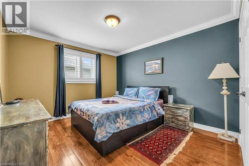 38 Sunbeam Drive, Hamilton, ON - Indoor Photo Showing Bedroom