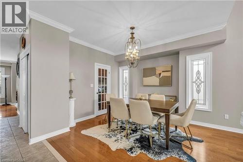 38 Sunbeam Drive, Hamilton, ON - Indoor Photo Showing Dining Room