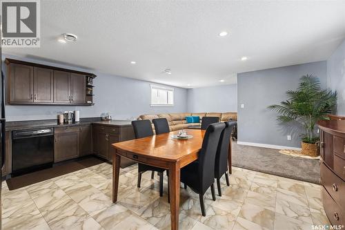 5313 Mitchinson Way, Regina, SK - Indoor Photo Showing Dining Room