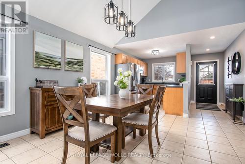 46 Spring Wagon Lane, Elmira, ON - Indoor Photo Showing Dining Room