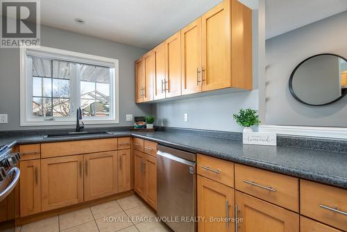 46 Spring Wagon Lane, Elmira, ON - Indoor Photo Showing Kitchen