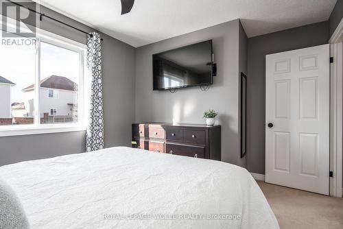 46 Spring Wagon Lane, Elmira, ON - Indoor Photo Showing Bedroom