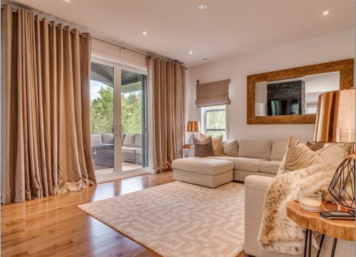 Photo aérienne - 305 Allée Paisible, Mont-Tremblant, QC - Indoor Photo Showing Living Room