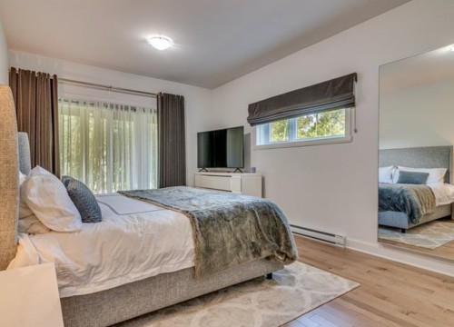 Photo aérienne - 305 Allée Paisible, Mont-Tremblant, QC - Indoor Photo Showing Bedroom