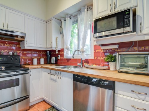 Cuisine - 257 Rue Albert, Châteauguay, QC - Indoor Photo Showing Kitchen