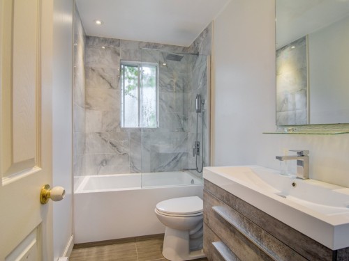 Salle de bains - 257 Rue Albert, Châteauguay, QC - Indoor Photo Showing Bathroom