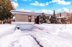 109 Rue du Général-Brock  Montréal (Pierrefonds-Roxboro), QC H8Y 1H9