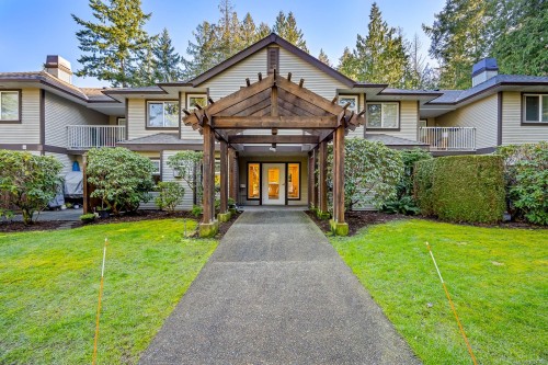 107-440 SCHLEY Pl  Qualicum Beach, BC V9K 2M5