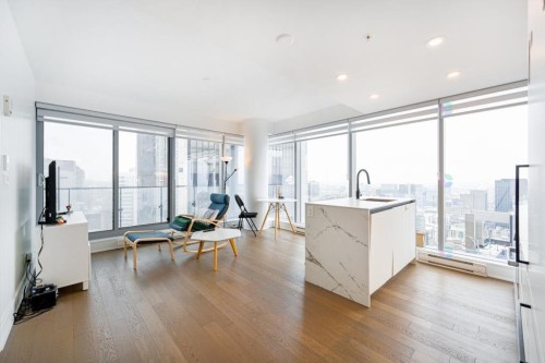 Salon - 3802-720 Rue St-Jacques, Montréal (Ville-Marie), QC - Indoor