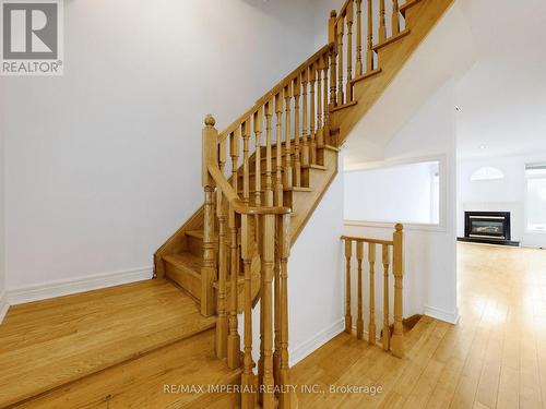 25 Ruby Crescent, Richmond Hill, ON - Indoor Photo Showing Other Room