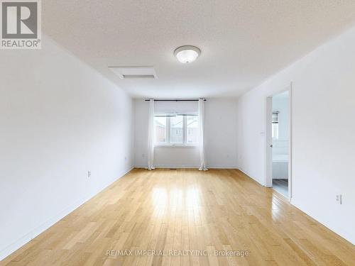 25 Ruby Crescent, Richmond Hill, ON - Indoor Photo Showing Other Room