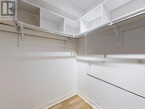 25 Ruby Crescent, Richmond Hill, ON - Indoor With Storage