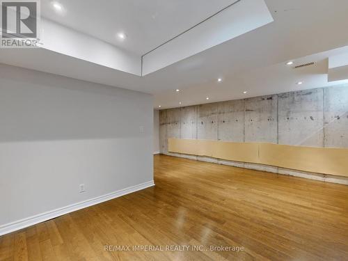 25 Ruby Crescent, Richmond Hill, ON - Indoor Photo Showing Other Room