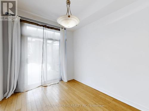 25 Ruby Crescent, Richmond Hill, ON - Indoor Photo Showing Other Room