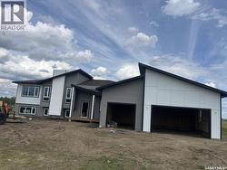 8 Cardinal DRIVE Dundurn Rm No. 314, SK S7C 0C3