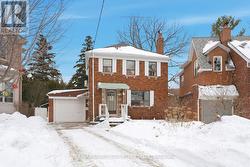 51 GLENAVY AVENUE  Toronto, ON M4P 2T9