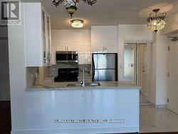 511 - 5 MARINER TERRACE  Toronto, ON M5V 3V6