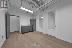 9 - 185 TROWERS ROAD  Vaughan, ON L4L 5Z5