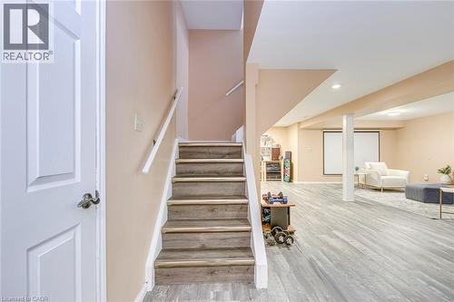 2223 Vista Drive, Burlington, ON - Indoor Photo Showing Other Room