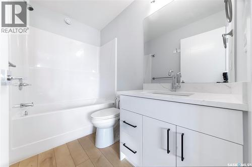 523 Sharma Crescent, Saskatoon, SK - Indoor Photo Showing Bathroom