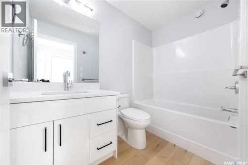 523 Sharma Crescent, Saskatoon, SK - Indoor Photo Showing Bathroom