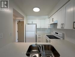 718 - 942 YONGE STREET  Toronto, ON M4W 3S8