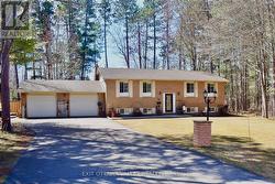 16 HERITAGE DRIVE Petawawa, ON K8H 3J3
