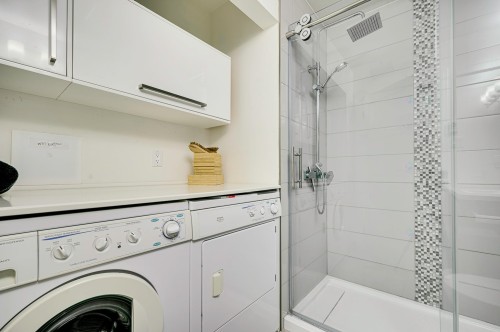 Salle de bains - 604 Ch. Du Skieur, Piedmont, QC - Indoor Photo Showing Laundry Room