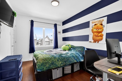 Chambre à coucher - 587 Rue De Pompadour, Mascouche, QC - Indoor Photo Showing Bedroom