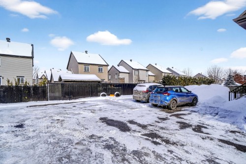 Stationnement - 587 Rue De Pompadour, Mascouche, QC - Outdoor